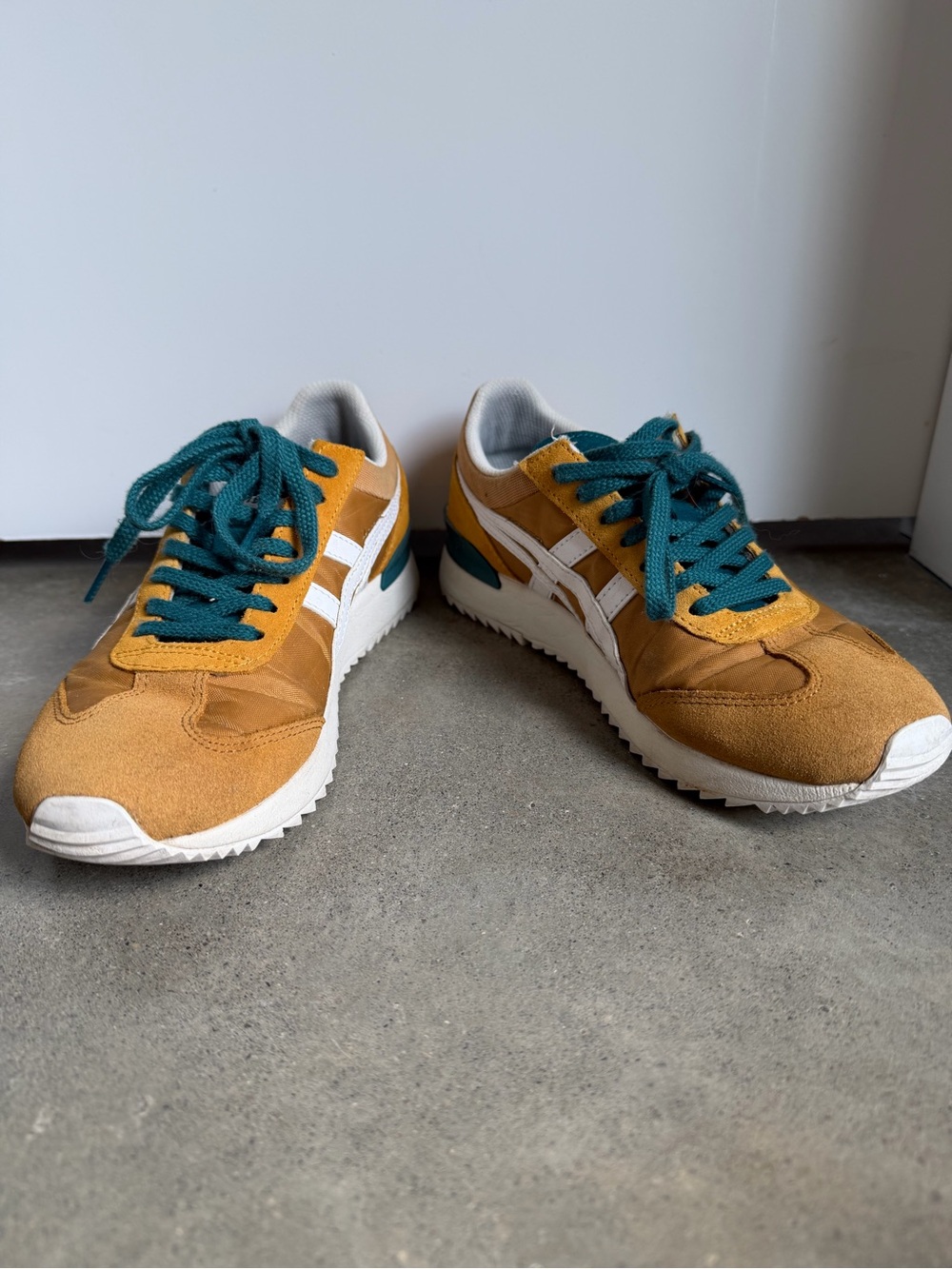 Onitsuka Tiger California 78 EX Sneaker in mustard and teal